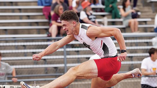 Hays sets state hurdle record