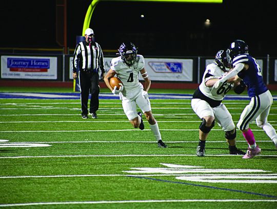 Freshman wide receiver Noah Lucero (#4) racked up three catches for 62 yards and a touchdown – the game winning one – in Roosevelt’s 28-27 victory over Severance last Friday night