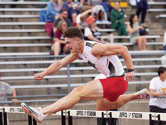 Hays sets state hurdle record