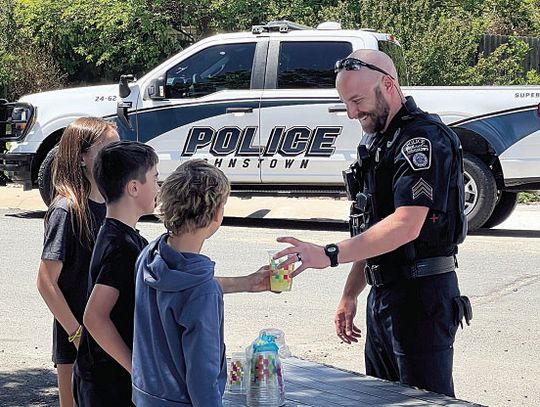 We know the cliché is that cops like doughnuts